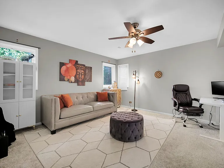 2518 Adamsway Dr — Photo 21