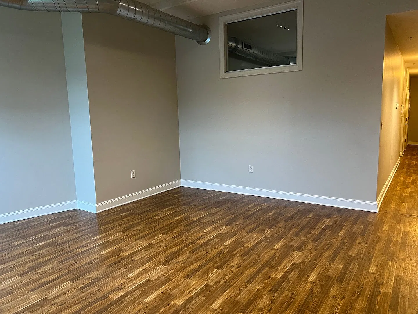 733 Broadway (Leasing) — Photo 3