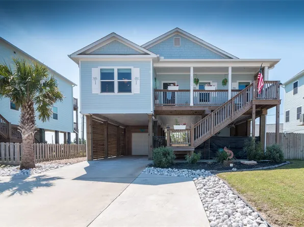 12839 E Conquistador Dr, Galveston, TX 77554