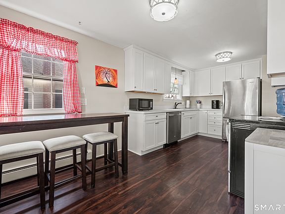 5th image of 26 Doane Street