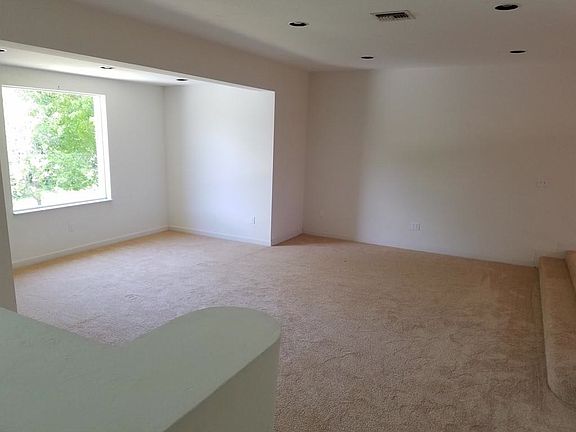 3rd image of 6302 SW 144th St
