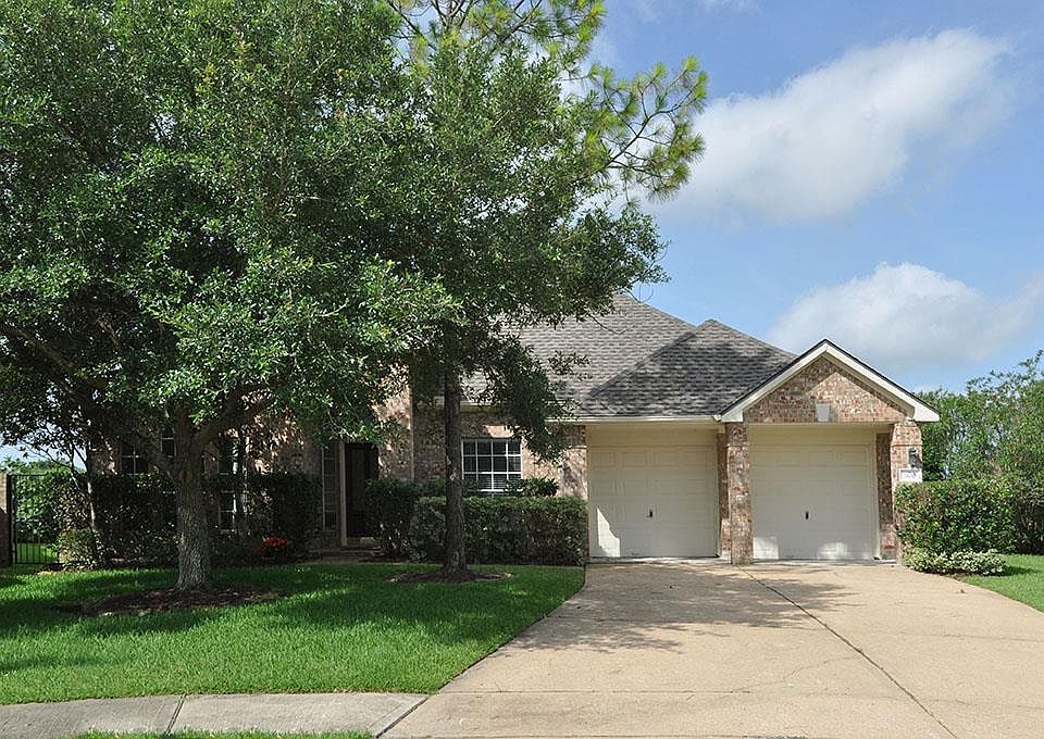 1st image of 2630 Parkbriar Ln