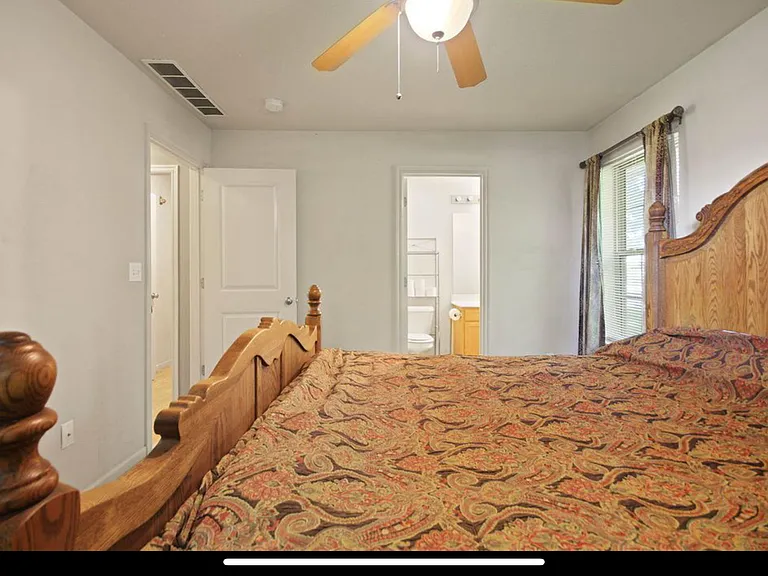 401 Hickman Ave — Photo 20