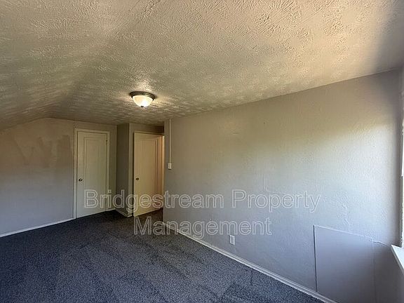 5th image of 455 Forest Ave #10