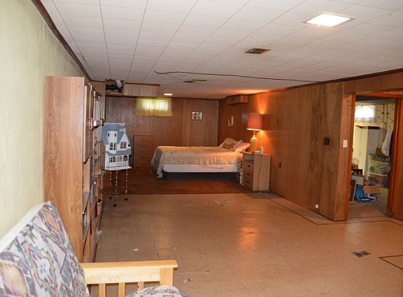 5th image of 4183 Whites Dr