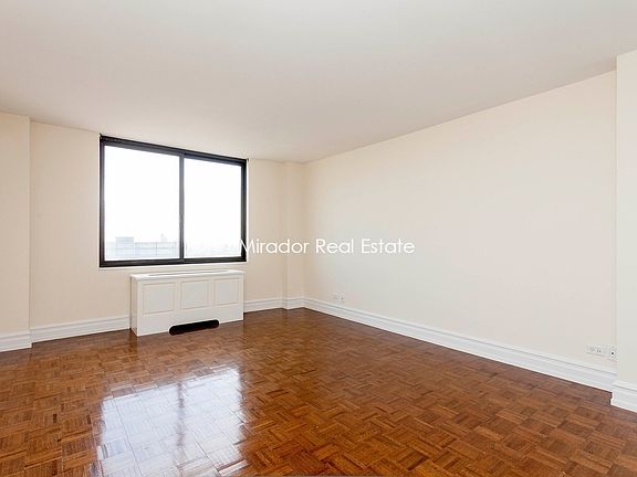 4th image of 145 W 67th St APT 32C