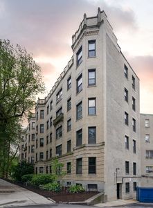 51 Park Dr APT 11, Boston, MA, 02215