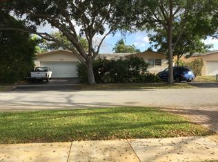 9041 SW 54th St, Cooper City, FL 33328