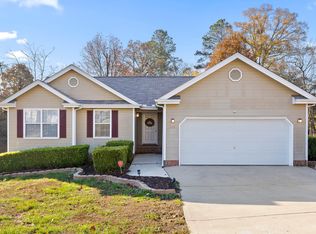 104 Christ St, Fort Oglethorpe, GA 30742