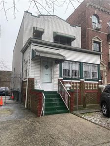 1324 Eastern Pkwy, Brooklyn, NY, 11233