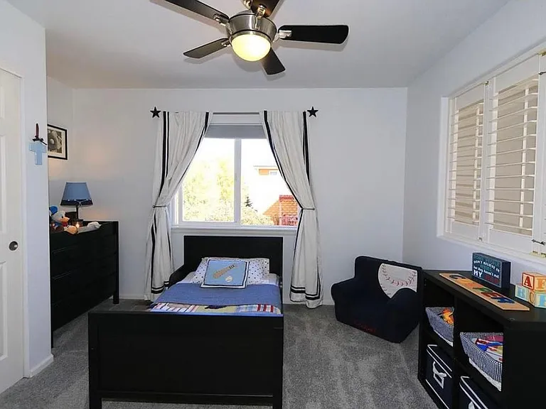 4350 Lyndenwood Cir — Photo 14