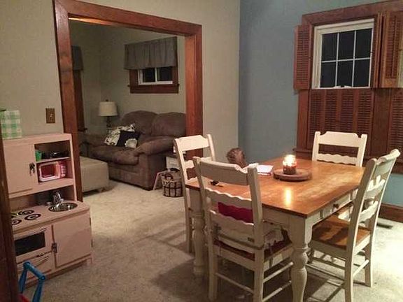 4th image of 443 Howard Ave