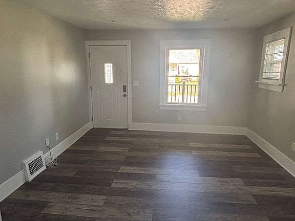 3rd image of 2403 10th St