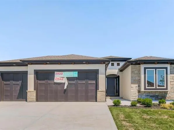 11112 S Violet St, Olathe, KS 66061