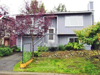 3220 Racquet Cir, Anchorage, AK, 99507