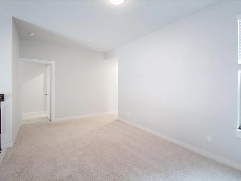 16647 Texas Hill Country Rd — Photo 24