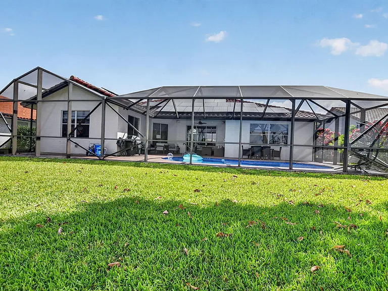 12466 Baywind Ct — Photo 45
