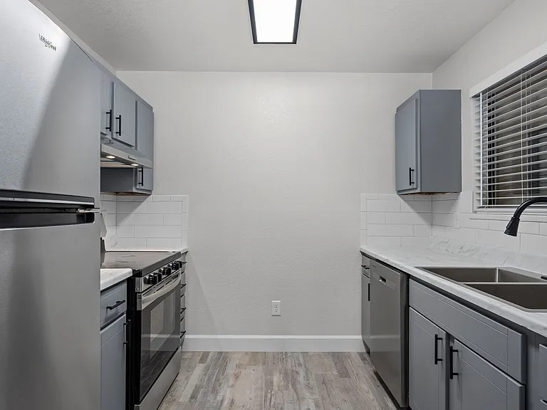 North Star Apartments - Beautiful Remodeled Apartments — Photo 46