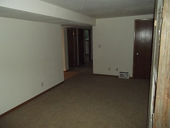 4th image of 1520 Roosevelt Dr S