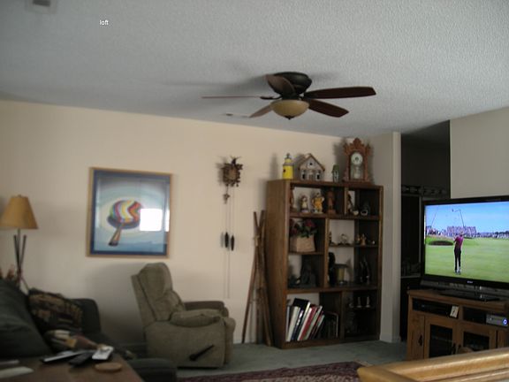 3rd image of 212 Dorchester Ct