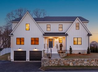 65 Butler Ave, Wakefield, MA 01880