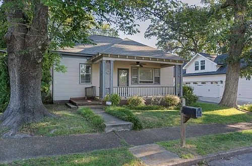 423 Money Tree Ln Photo 1
