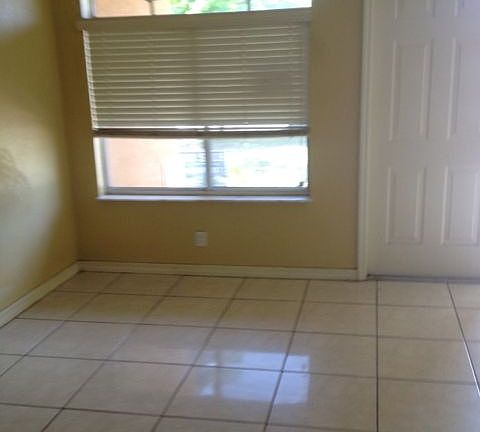 4th image of 20156 NW 38th Ave