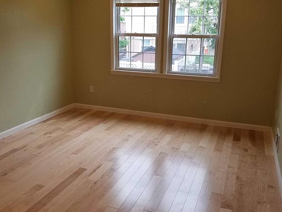 4th image of 20817 47th Ave #1