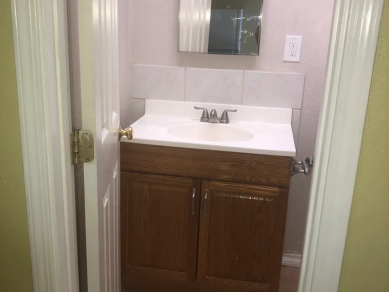 4945 Blanton Dr — Photo 11