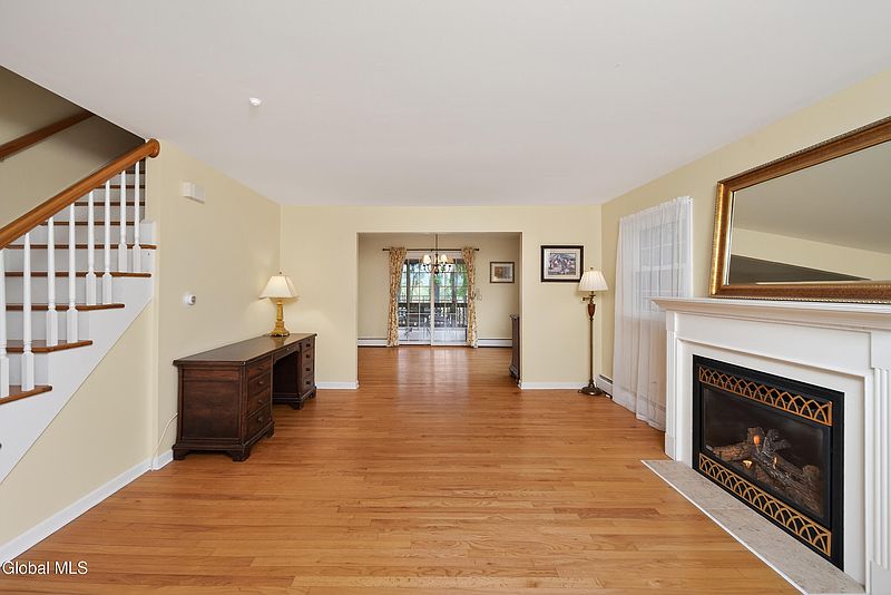 5th image of 25 Alfred Drive