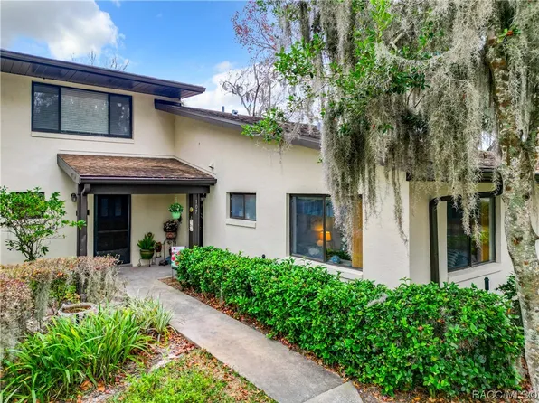 1637 SE Paradise Cir E Unit 107, Crystal River, FL 34429