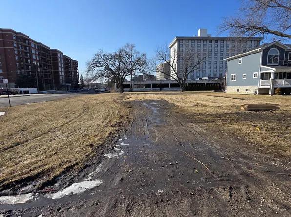 5602 N Fairview Ave, Chicago, IL 60631