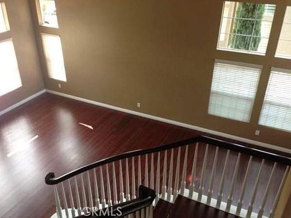 4th image of 9 Larkspur Dr