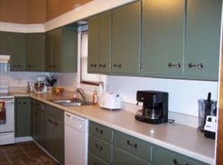 202 W Main St, Savannah, MO 64485