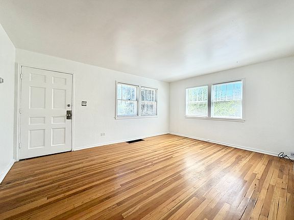 4th image of 1625 S Elizabeth St