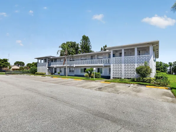 2901 SW 15TH Street #204, Delray Beach, FL 33445
