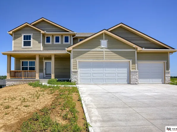 11017 N 161st St, Bennington, NE 68007