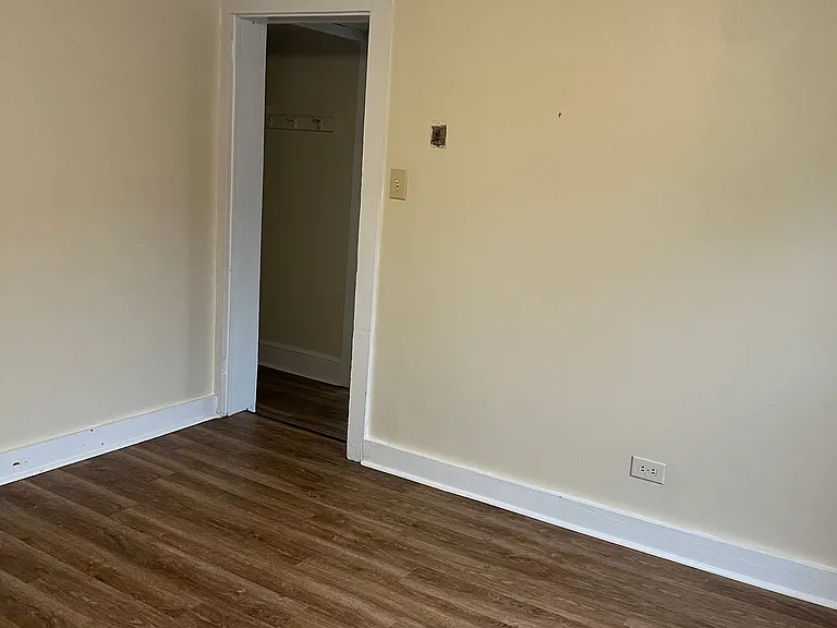 1130 Almond St #2 — Photo 9
