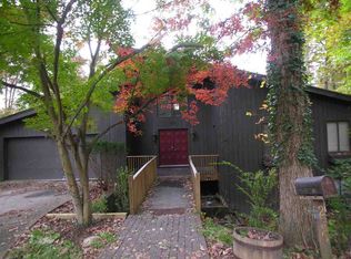 250 Woodlomond Way, Huntington, WV 25705