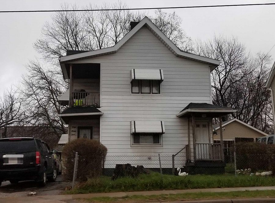 1st image of 4093 E 93rd St