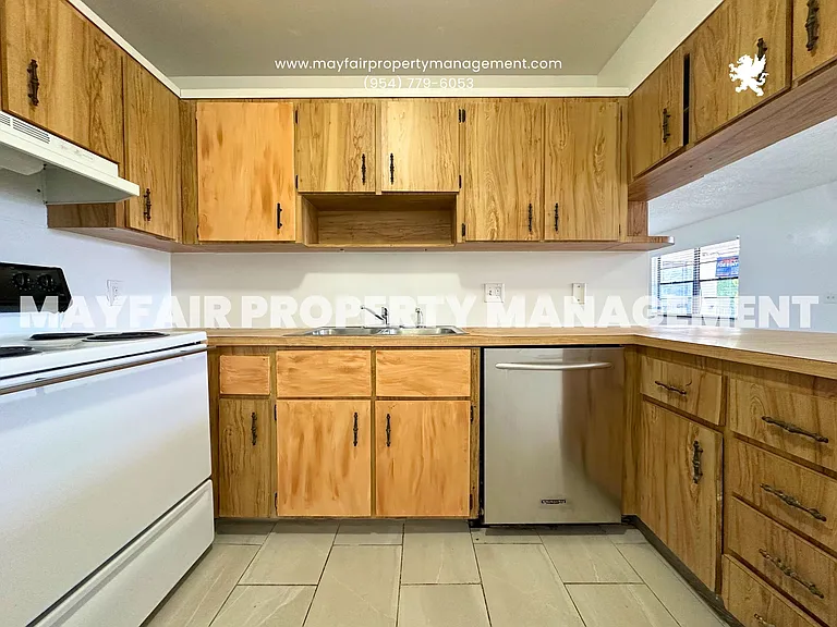 1331 S Federal Hwy #5 — Photo 5