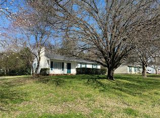 12207 Sherman Dr, Charlotte, NC 28273