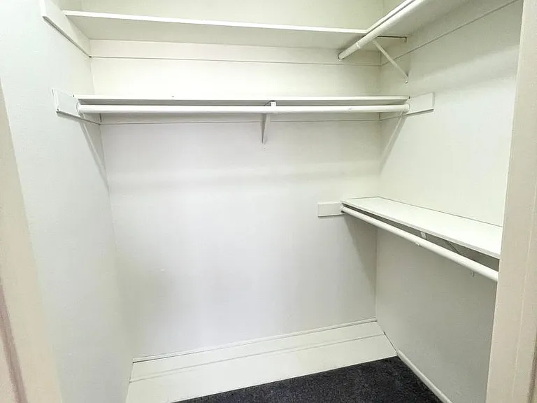 10737 La Grange Ave — Photo 11