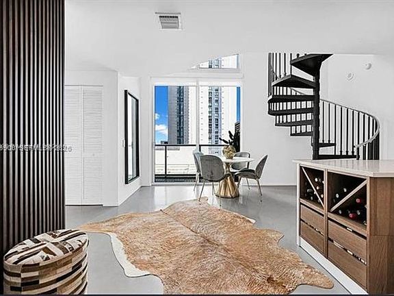 5th image of 300 S Biscayne Blvd #Cu-l-1232