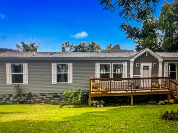 100 1st St, Rogersville, TN 37857