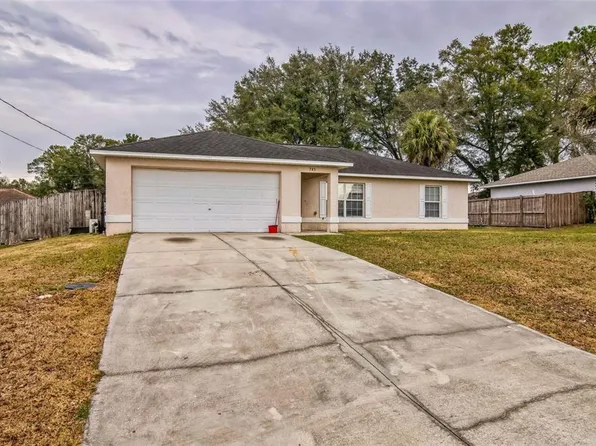 785 NW 67th St, Ocala, FL 34475