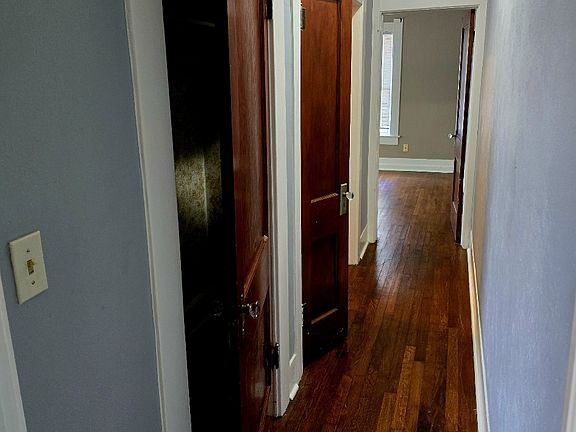 5th image of 772 N Main St