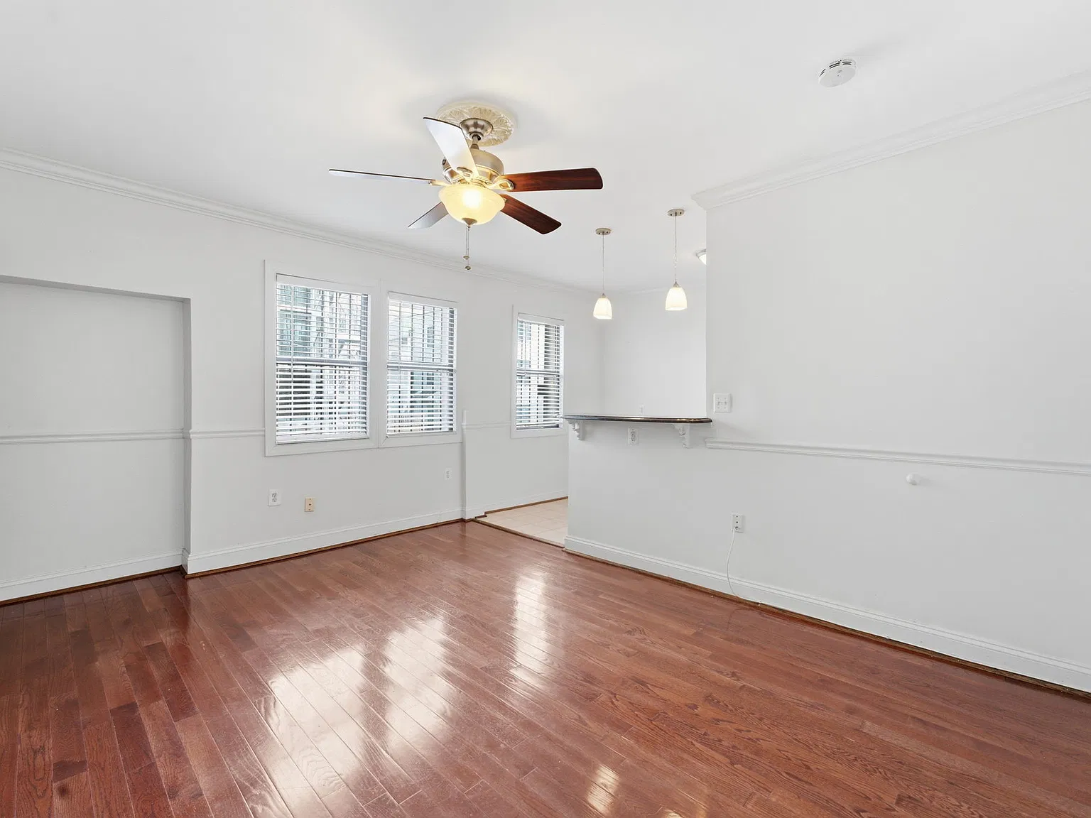 1 bed, 650 sqft, $2,000 — Photo 4