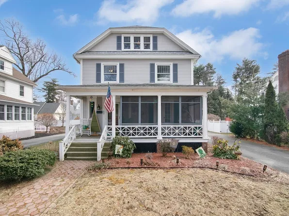 27 S Park Ave, Longmeadow, MA 01106