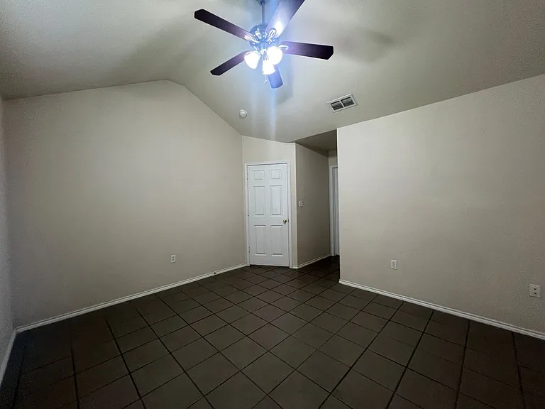 239B Rosalie Dr — Photo 11